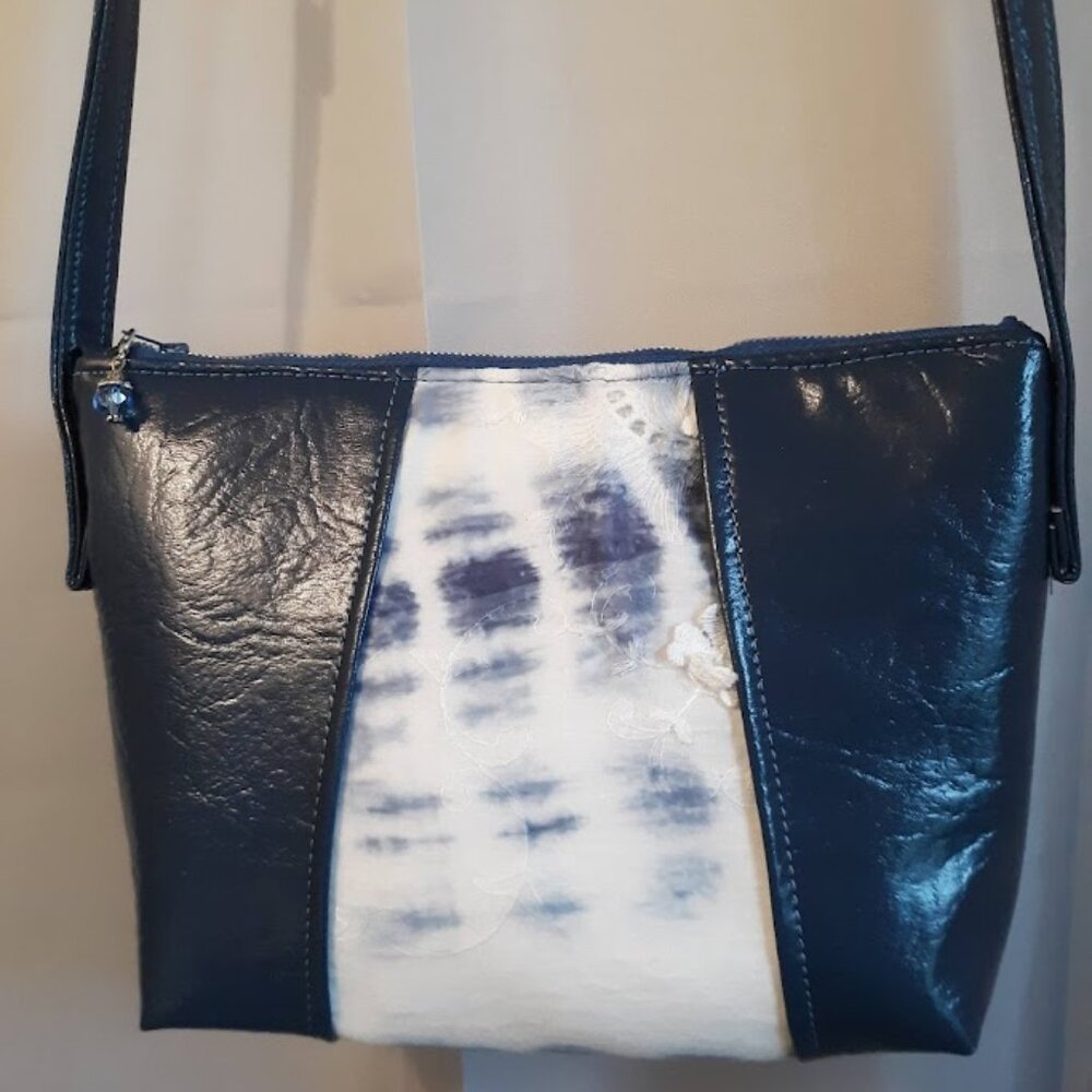 New Boho Tie Dye & Faux Leather Purse Shoulder bag Navy White coastal hippie